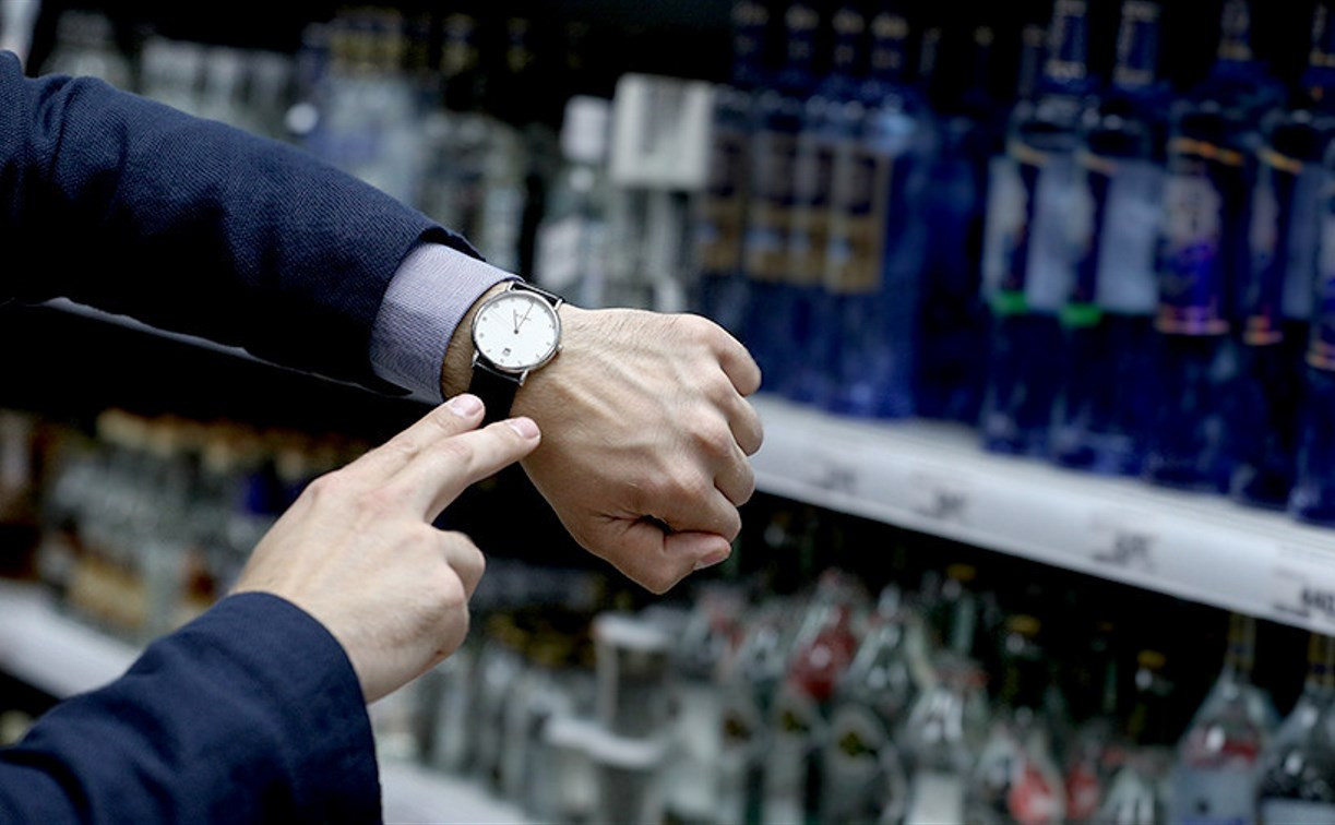 Госдума поддержала ограничение времени продажи алкоголя в России