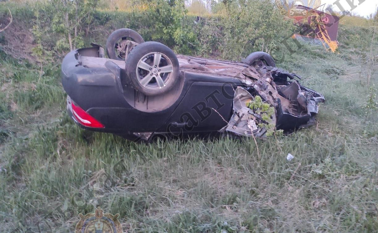 В Тульской области Chevrolet врезался в стелу: водитель погиб