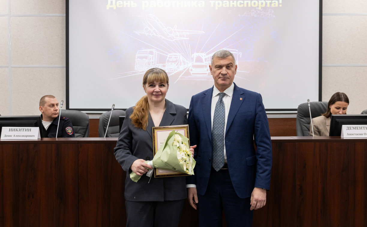 В Туле наградили лучших работников транспорта