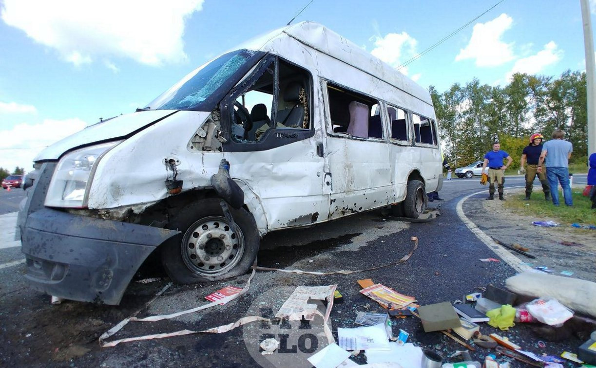 В ДТП с маршруткой «Тула – Алешня» пострадали 10 человек
