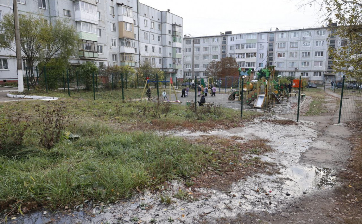 В Болохово канализация затопила несколько дворов, детский сад и игровую площадку