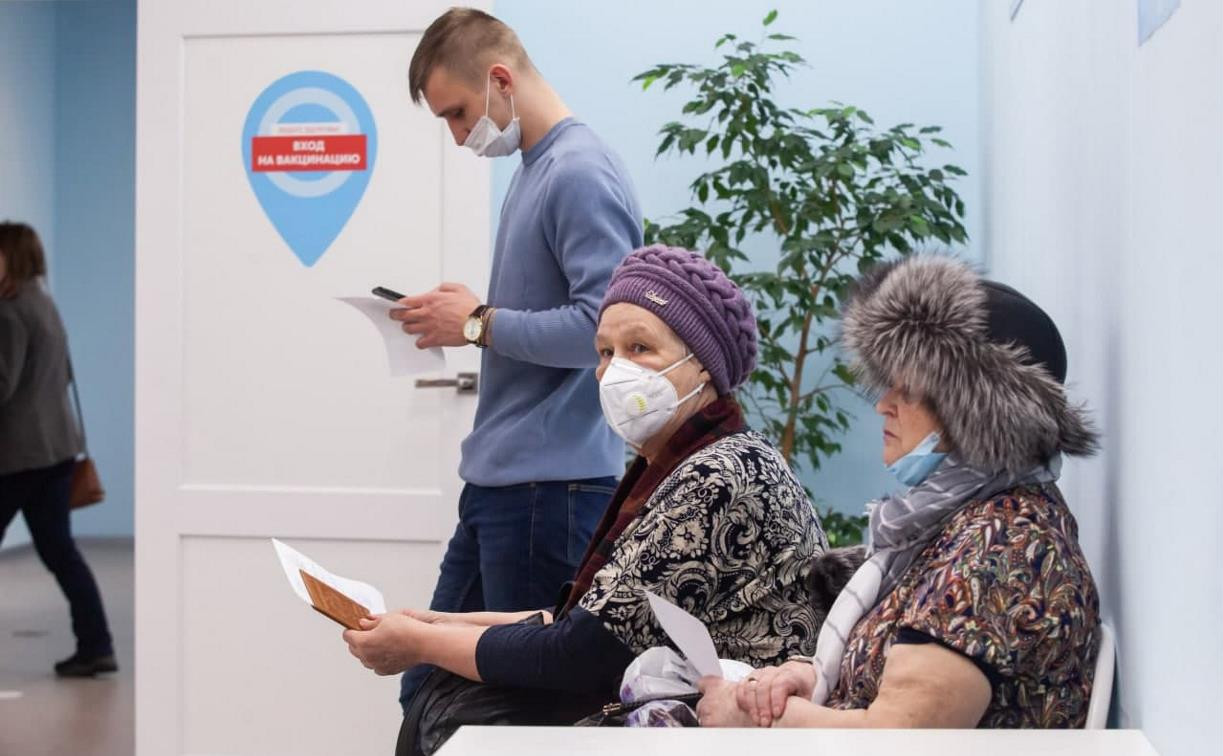 Заболевших россиян предлагают освободить от работы на три дня без больничного