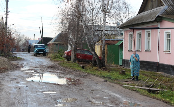 Жители поселка Октябрьский: «Наши дома каждый год заливает!»