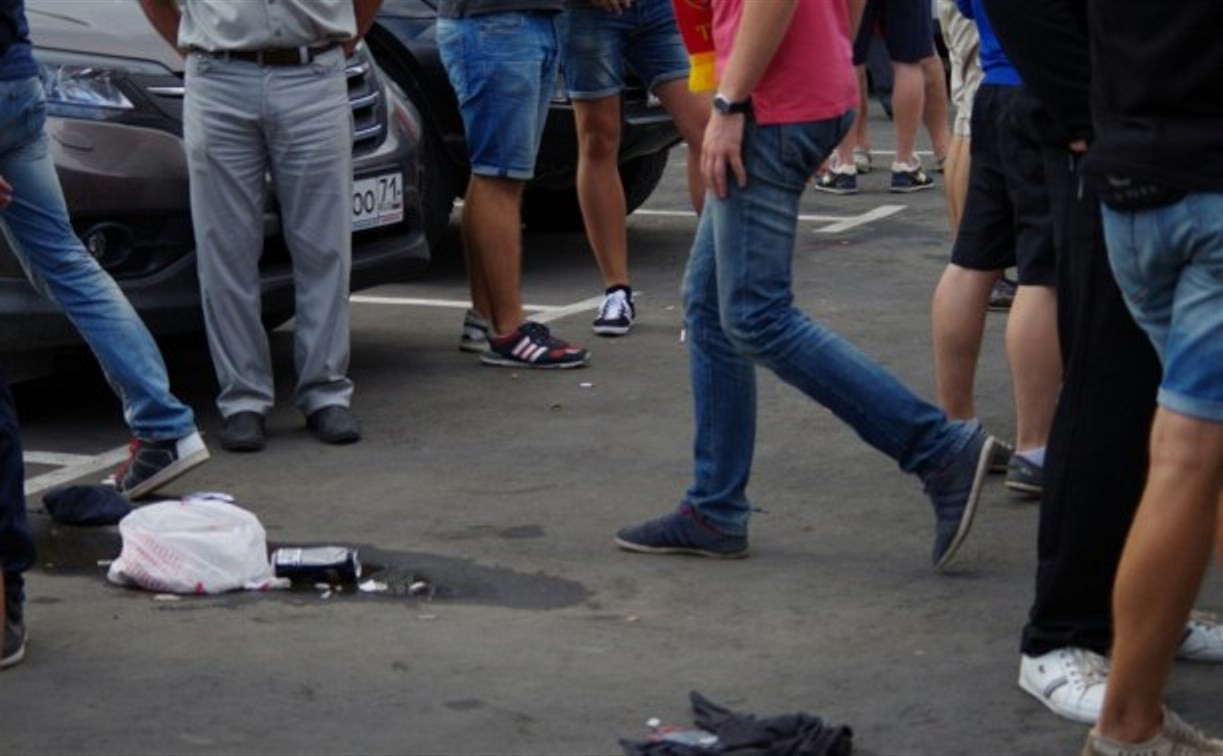 После драки у стадиона раненого болельщика «Динамо» госпитализировали