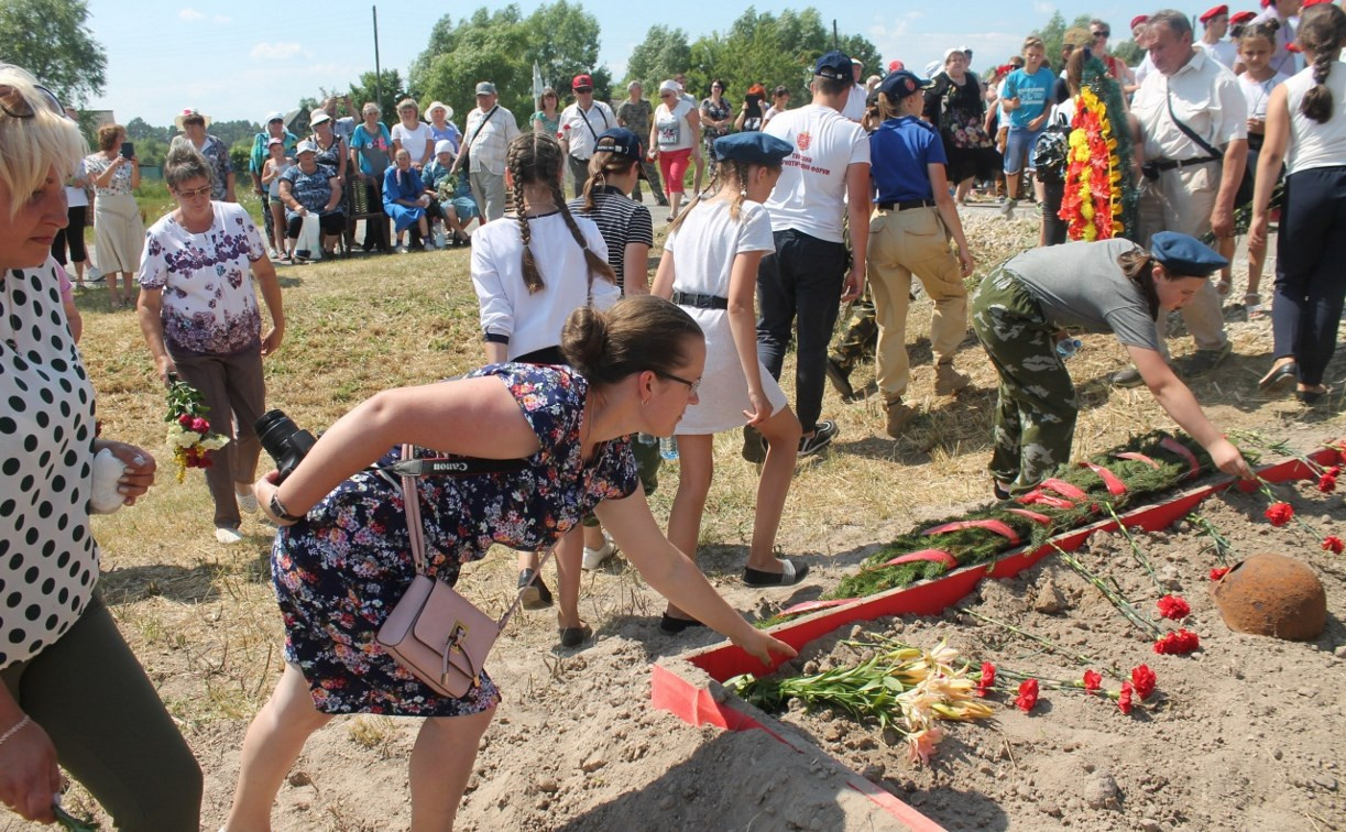 В Тульской области перезахоронили останки бойцов Великой Отечественной войны