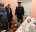 Глава тульской полиции Сергей Галкин навестил раненного в Каменском районе полицейского 