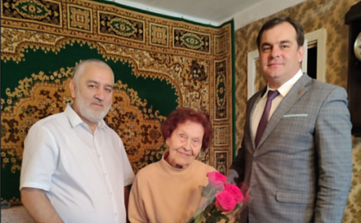 Ветеран ВОВ Лариса Борисовна Алехина отметила 101-й день рождения