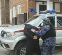 На 3 года за клавиатуру: пьяный мужчина ограбил больницу и избил медсестру в Кимовске