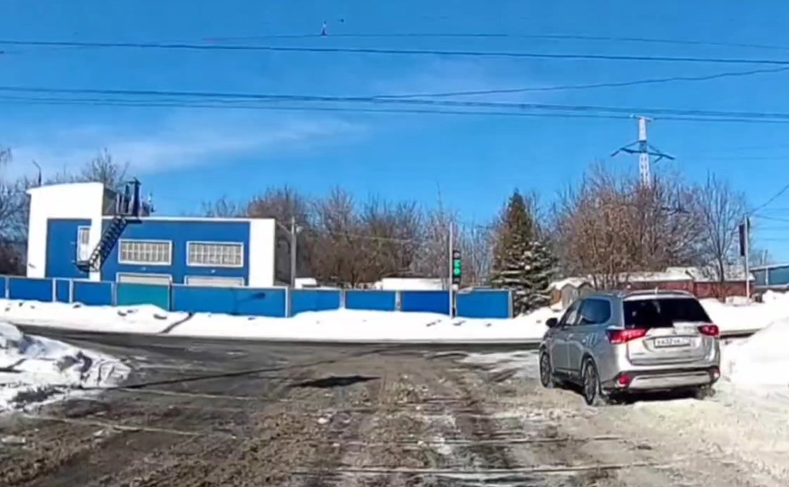 На ул. Хворостухина как хотят, так и поворачивают