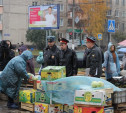 Полиция и администрация разогнали стихийный рынок на ул. Пузакова