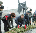 К памятнику героическим защитникам Тулы возложили цветы