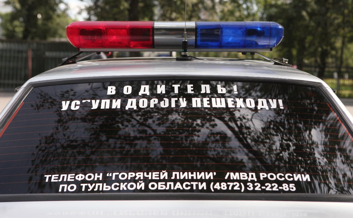 На Новомосковском шоссе водитель «Мазды» сбила женщину