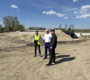 Реконструкция моста через Нюховку: уложены балки, начался монтаж швов