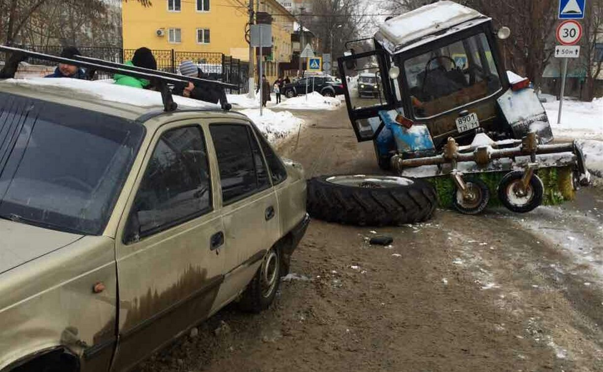 ДТП на улице Галкина: «Дэу» оказался крепче трактора