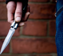 В Новомосковске неизвестный напал с ножом на женщин