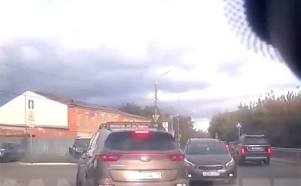 В Туле водителя не смутило встречное движение