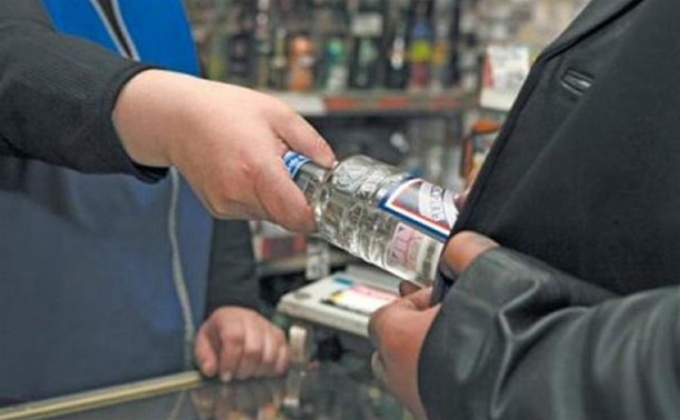 Тулячка помогла полиции выявить ночных торговцев спиртным