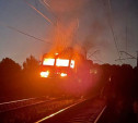 В Ясногорском районе сгорел поезд: видео