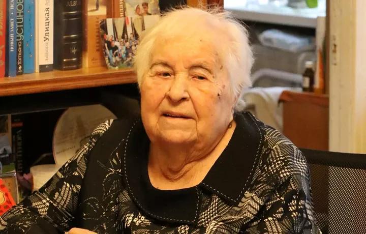 В Новомосковске ветеран ВОВ Вероника Мустанова отметила 99-летие