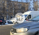 В Туле на проспекте Ленина легковушка влетела в скорую
