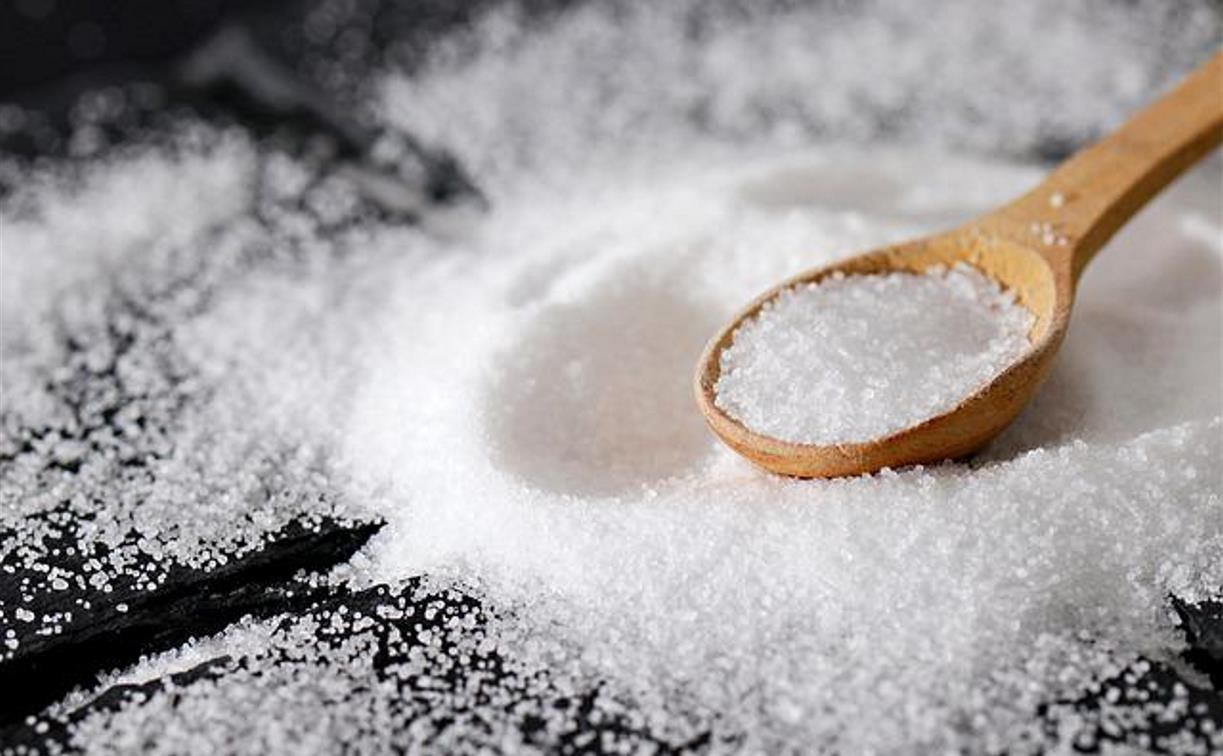 Скрытая соль: специалисты Роспотребнадзора рассказали, как не «пересолить» свой организм
