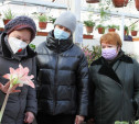 Женщины-депутаты Тульской облдумы поучаствовали в акции «Цветы для Ясной Поляны»