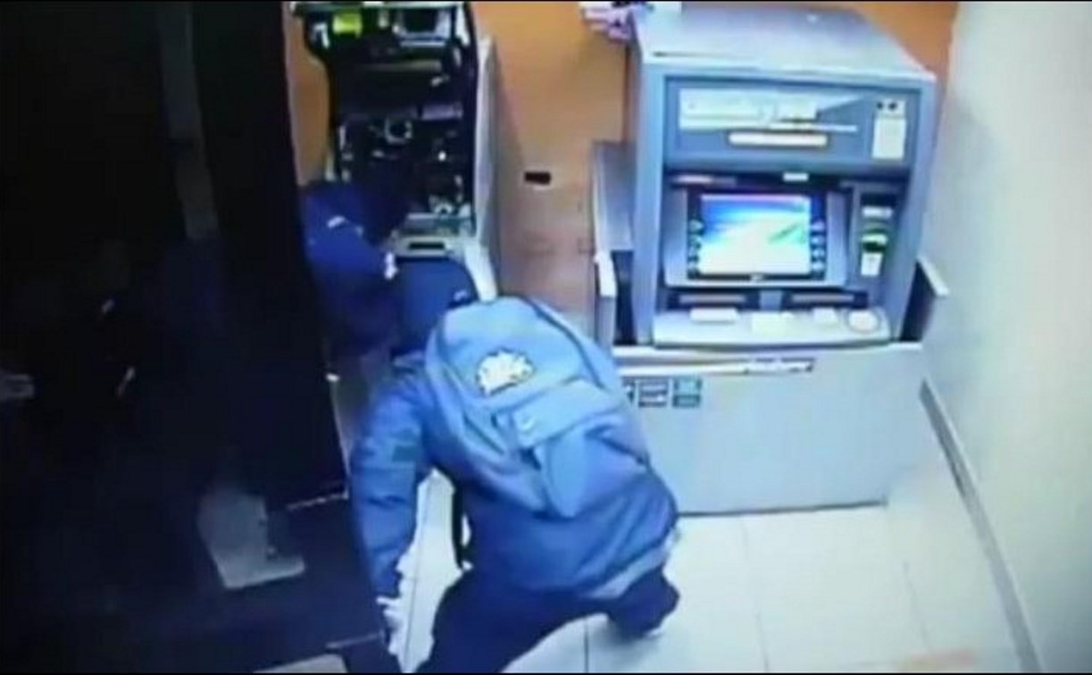 Двое туляков обчистили банкоматы на 5,5 млн рублей