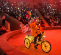 «Самый добрый Новый год»: дети сотрудников ОПК побывали на представлении в Тульском цирке