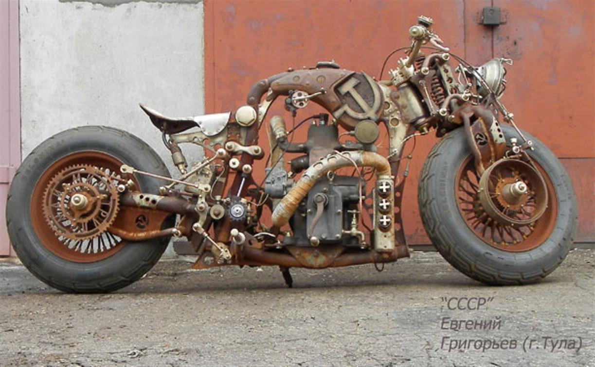 Тульский умелец создал стимпанк-мотоцикл «СССР»