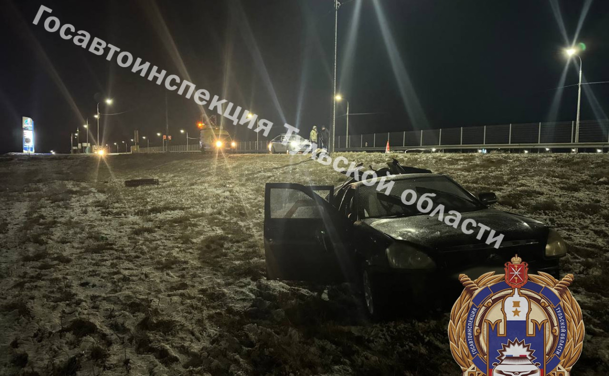 В Богородицком районе водитель за рулем ВАЗа разогнался и влетел в столб: 17-летний пассажир погиб