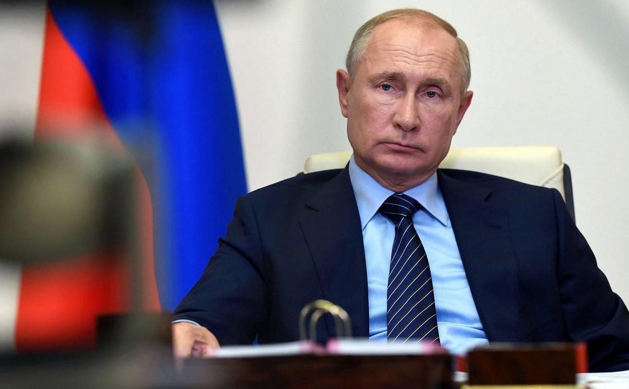 Владимир Путин подписал закон об уголовной ответственности за фейки о госорганах за рубежом