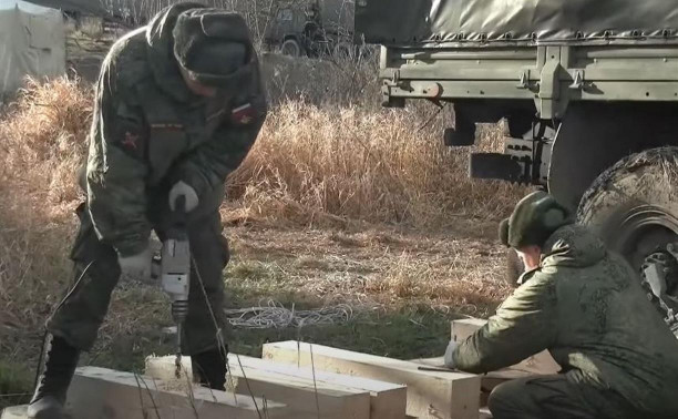 Военные возводят в Тульской области два моста: видео