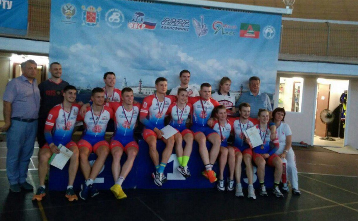 Тульские велогонщицы завоевали две медали в первый день чемпионата России