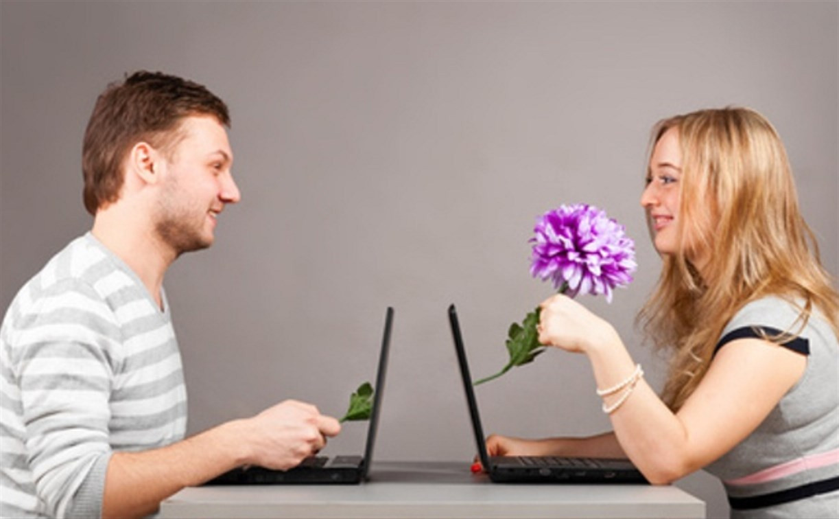 Преимущества и недостатки знакомства в интернете