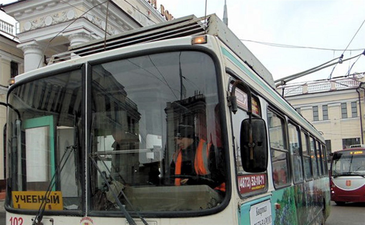 На тульских улицах стало больше трамваев и троллейбусов