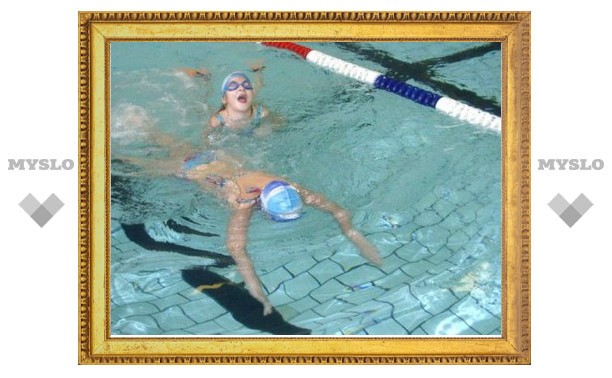 Под Тулой школьница едва не утонула во время занятий в бассейне