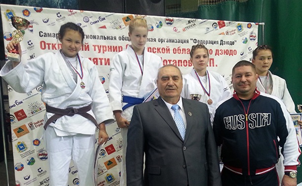 Тульские дзюдоистки привезли медали из Самары