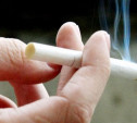 Россиянам могут запретить курить возле школ и больниц