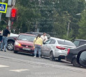 Зеленстрой встал в пробке из-за ДТП