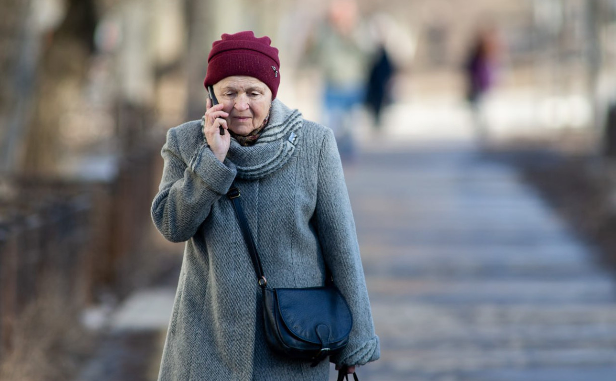 Названы даты зачисления пенсий и пособий в октябре 