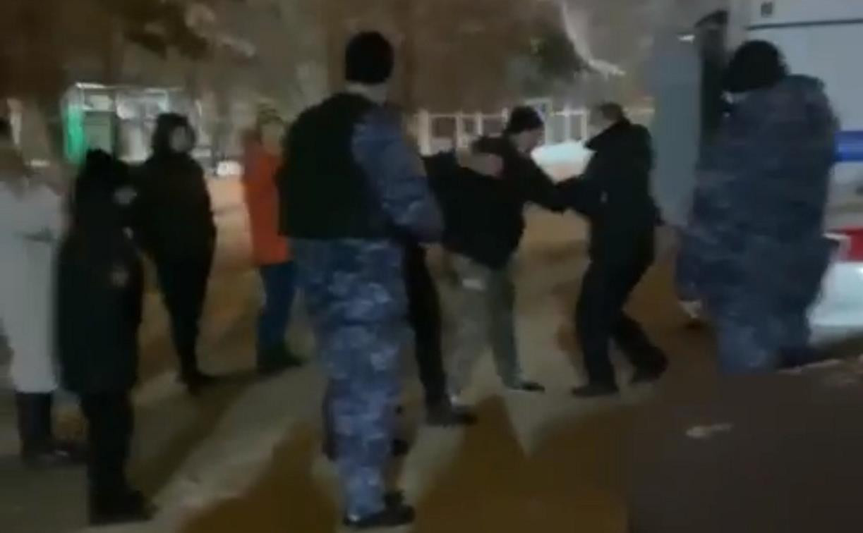 Стрельба возле кафе в Суворове: на дебошира завели два уголовных дела за нападение на правоохранителей