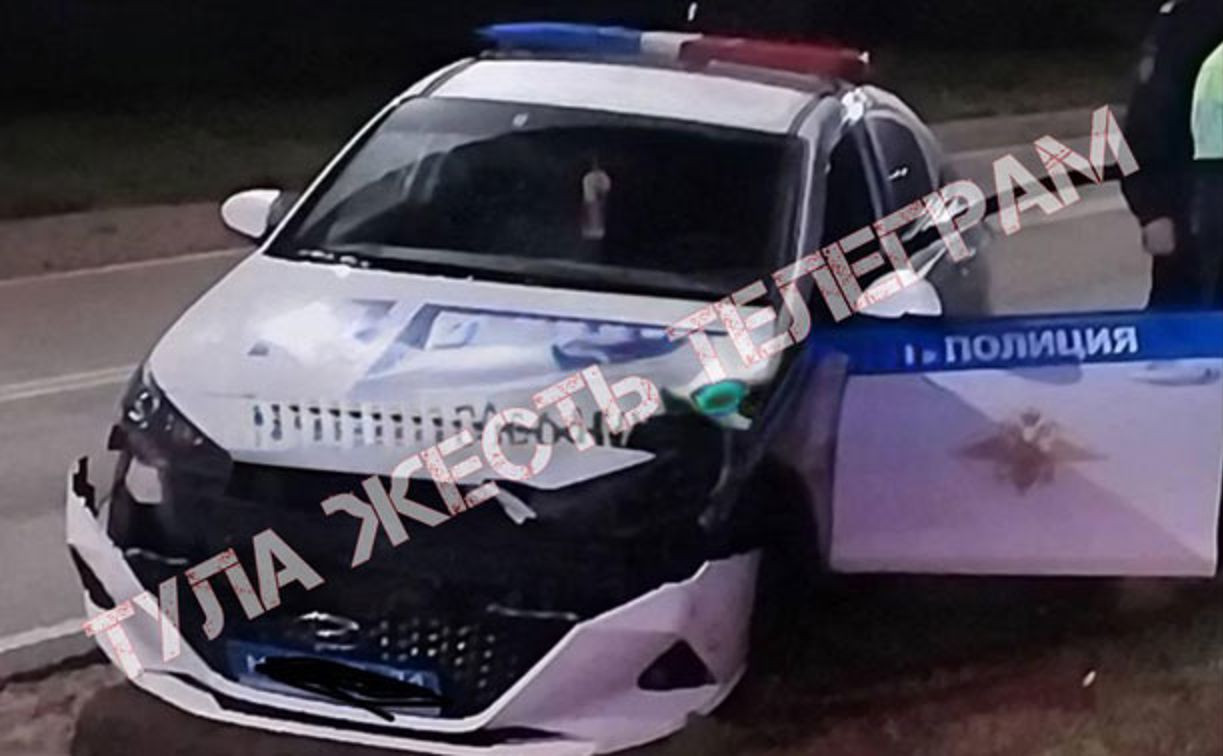 В Киреевске автомобиль ДПС попал в аварию