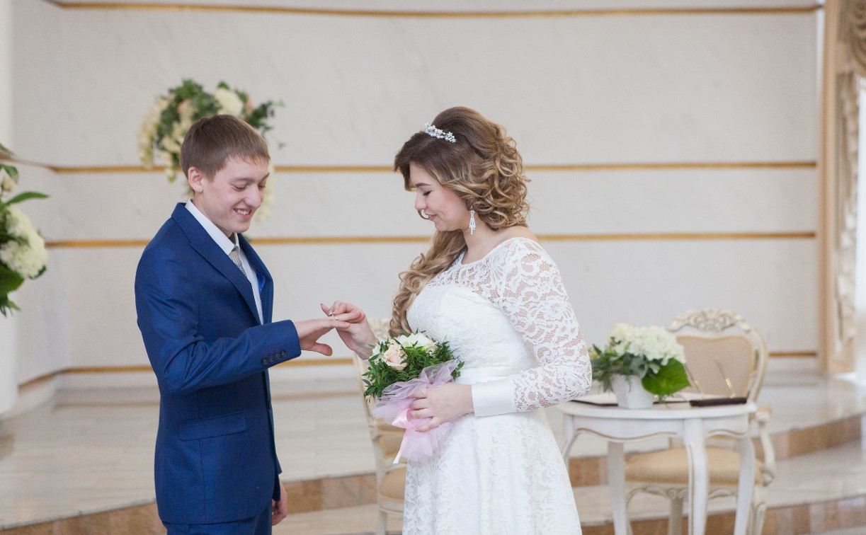 14 февраля в Туле поженились 14 пар
