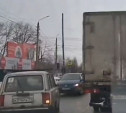В Мясново на дороге сняли «занимательное» видео