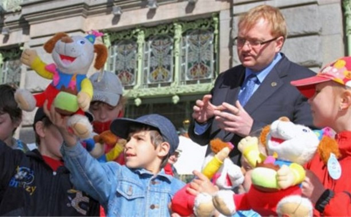Милонов предложил создать новую детскую патриотическую организацию
