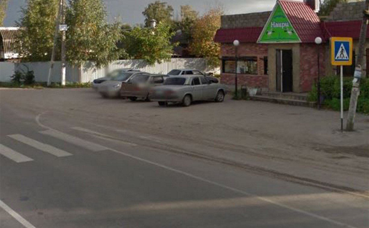 Жители Больших Калмык просят установить светофор на опасном участке