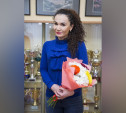 Жительницу Новомосковска наградили за спасение внедорожника от огня 