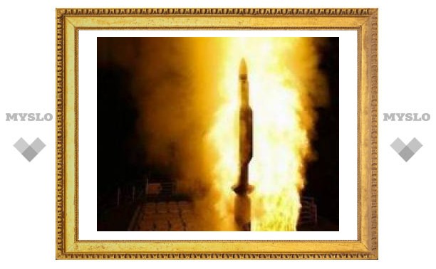Американская ракета уничтожила неуправляемый спутник-шпион