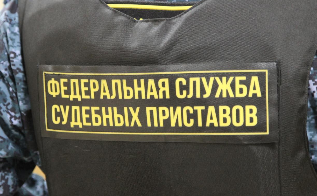 Тульские судебные приставы вразумили нерадивого отца и вернули его в семью