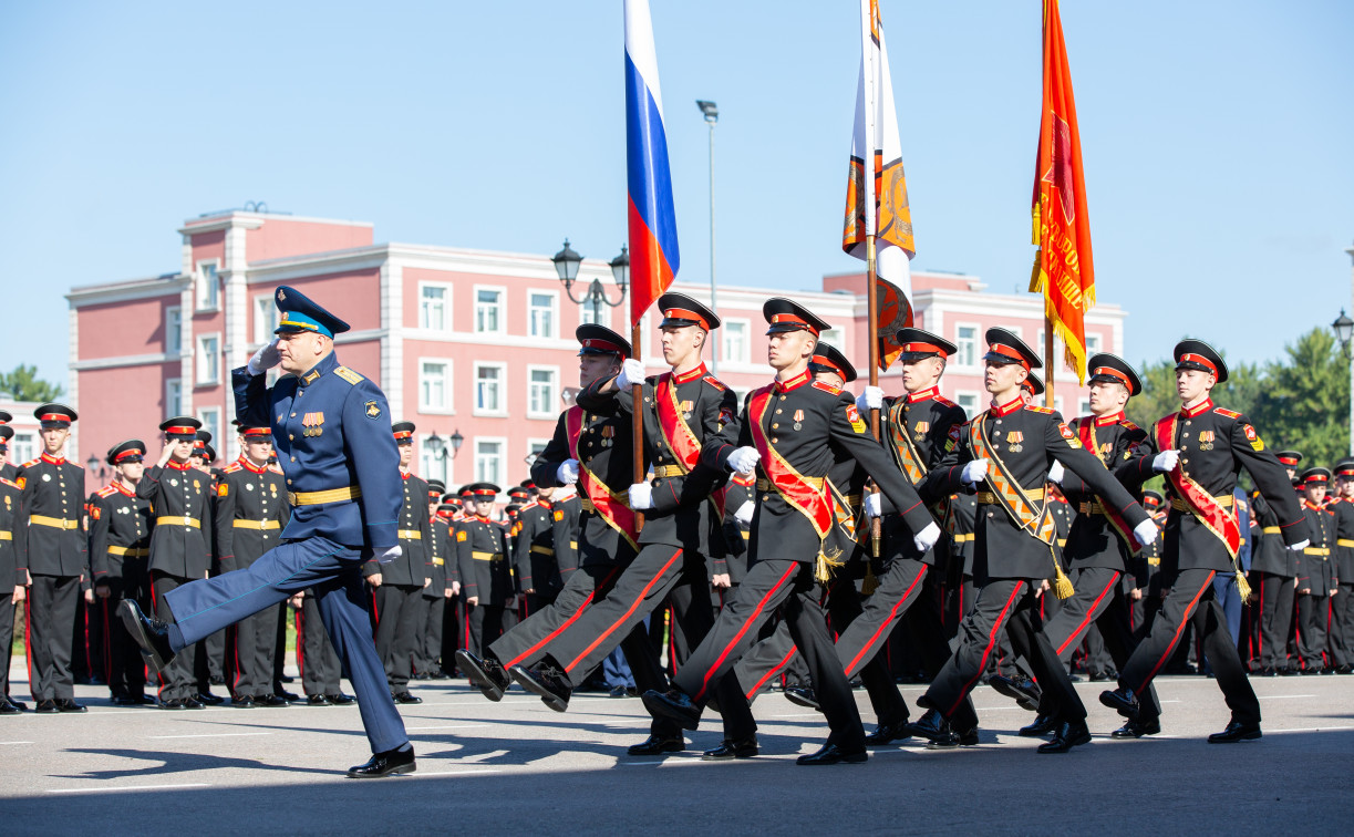 В Тульском суворовском военном училище прошла торжественная церемония посвящения